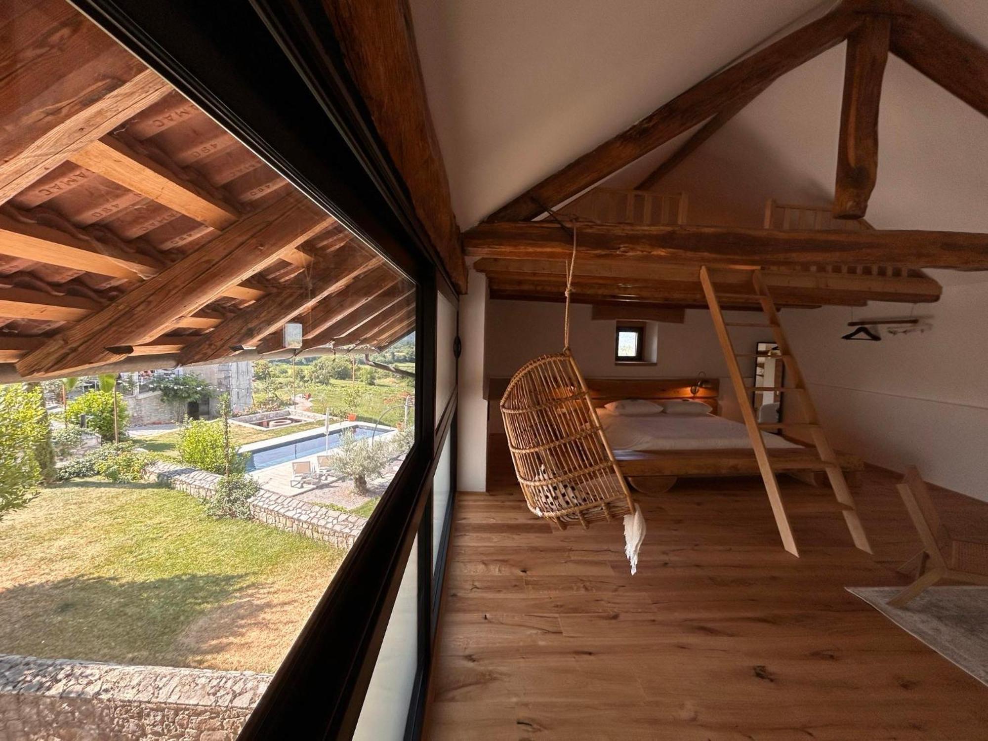 Skerlj Wine Estate Guest House Tomaj Exterior photo